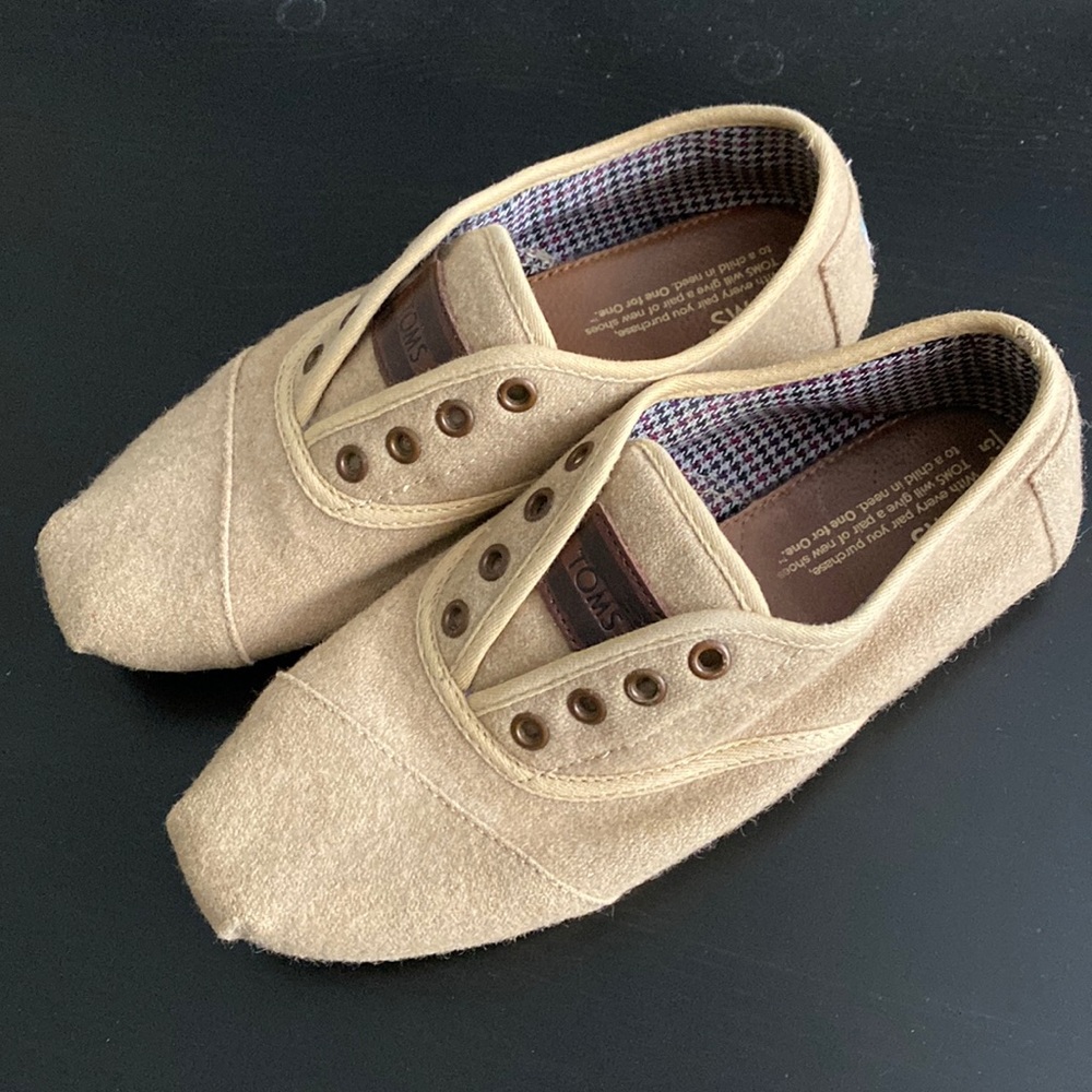 Tom’s Khaki Felt Cordones size W7.5